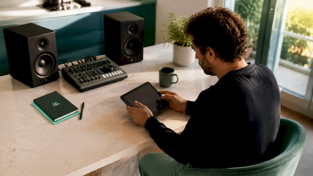 Mix feedback: actionable steps and examples for producers