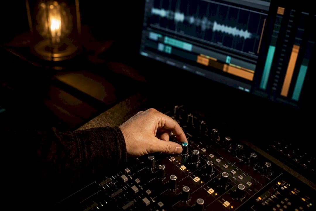 5 Minute Triage for Mixers: Buried Vocal Reverb, 20–40 ms Pre Delay